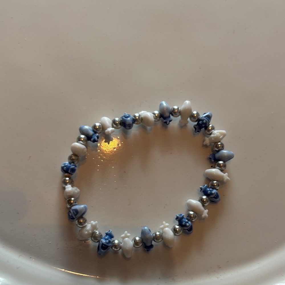 EUC Olaf Elegant Blue and White Beaded Bracelet